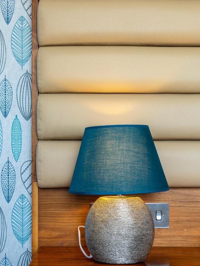 Westport Country Lodge Hotel Екстер'єр фото