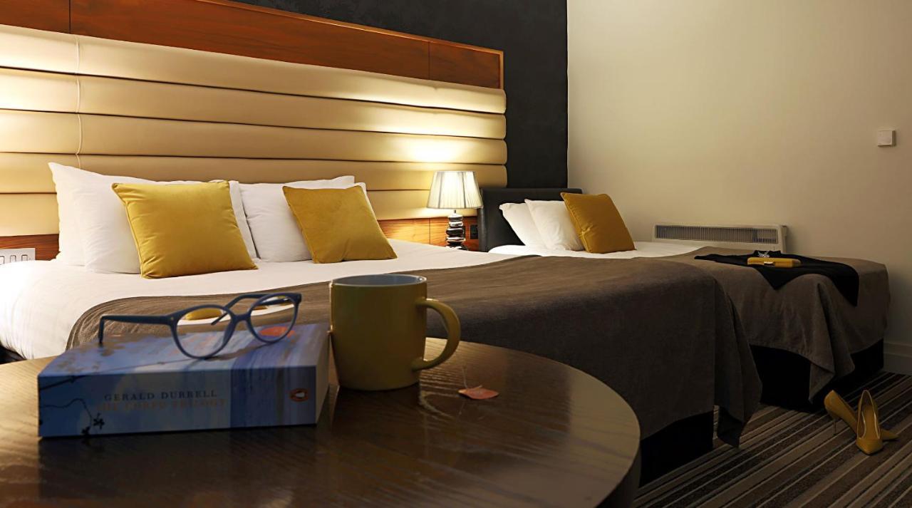 Westport Country Lodge Hotel Екстер'єр фото