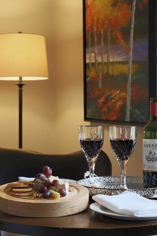 Westport Country Lodge Hotel Екстер'єр фото