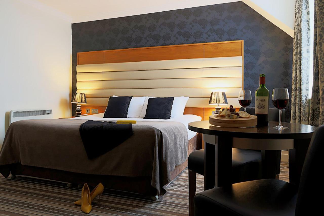 Westport Country Lodge Hotel Екстер'єр фото