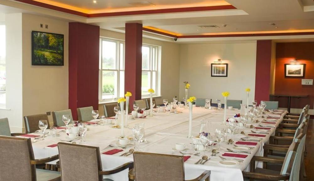 Westport Country Lodge Hotel Екстер'єр фото