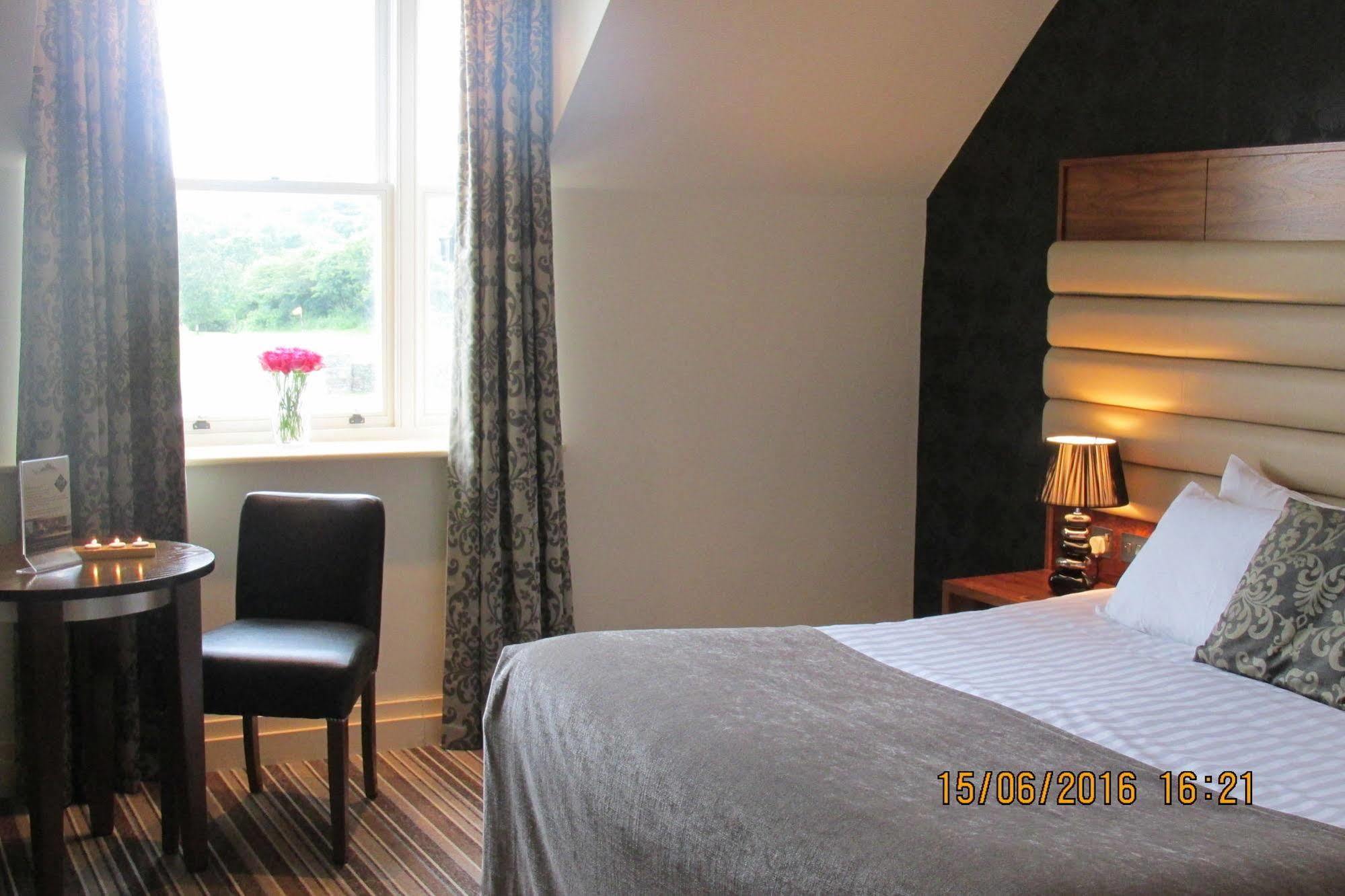 Westport Country Lodge Hotel Екстер'єр фото